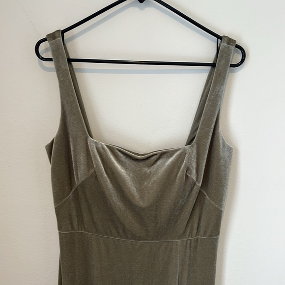 Jenny Yoo Collection for Anthropologie Mara Sage Velour Maxi Dress Women's 12 - Picture 3 of 16
